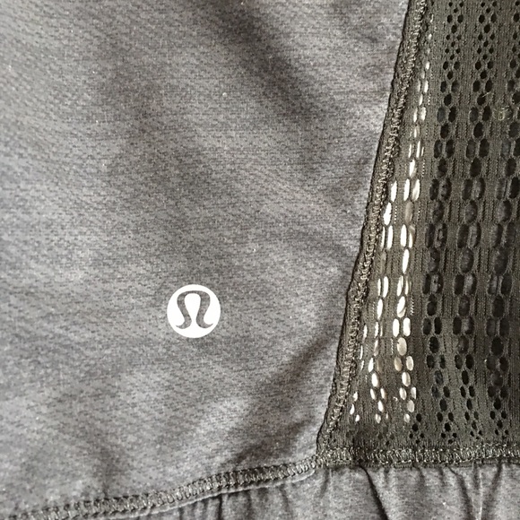Lululemon Women’s Run Nada Jacket SZ 2 - Picture 7 of 8
